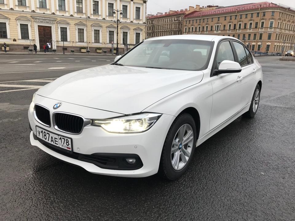 BMW 3 F30 318i