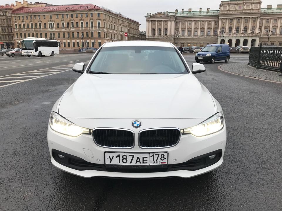 BMW 3 F30 318i