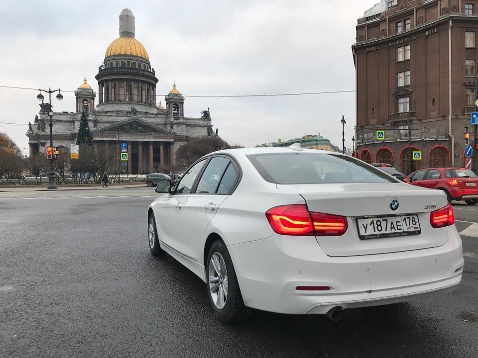 BMW 3 F30 318i