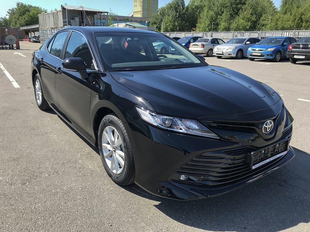 Toyota Camry V70